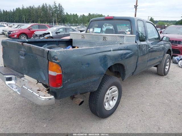 Toyota Tacoma Xtracab
