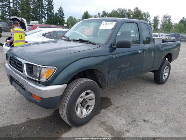 Toyota Tacoma Xtracab