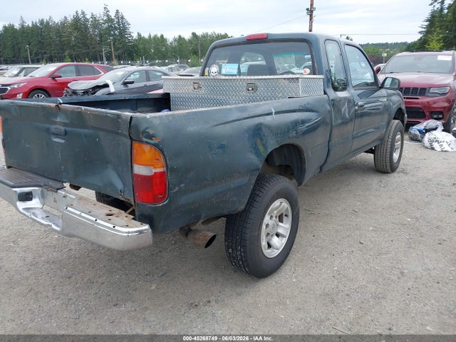Toyota Tacoma Xtracab