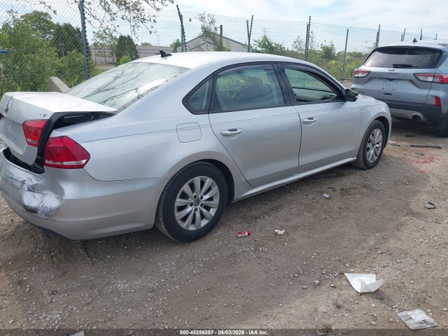Volkswagen Passat 1.8t Wolfsburg Edition