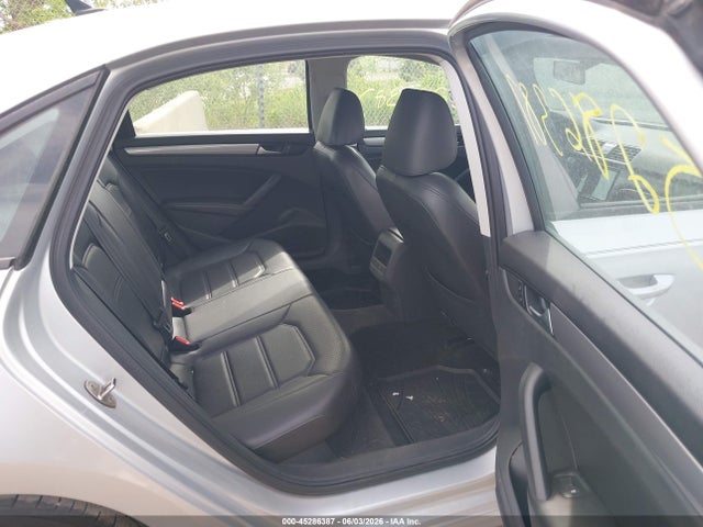 Volkswagen Passat 1.8t Wolfsburg Edition