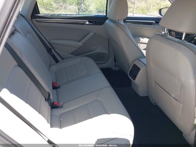 Volkswagen Passat 2.0t Se