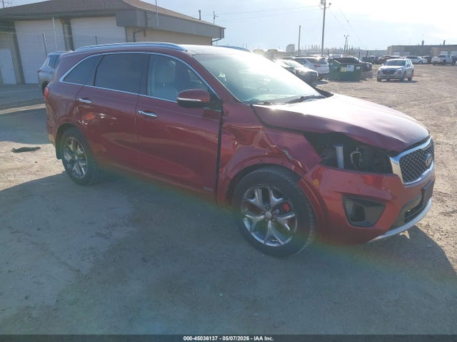 Salvage Kia Sorento Image