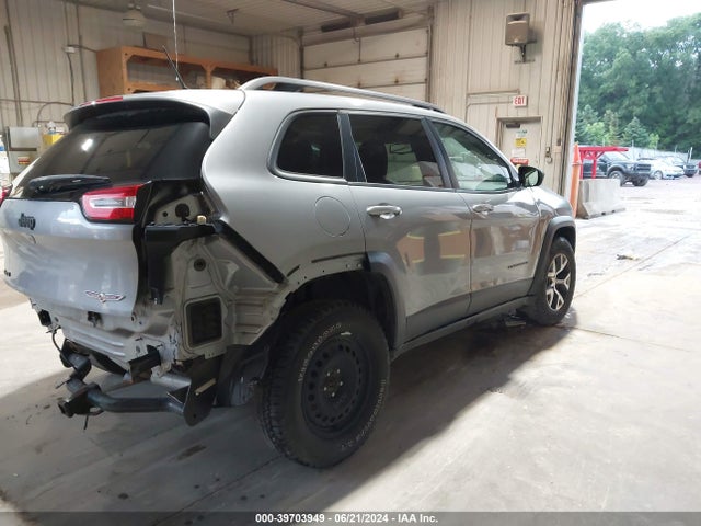 Jeep Cherokee Trailhawk