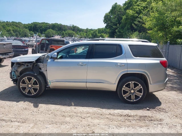 GMC Acadia Denali