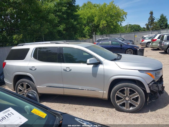 GMC Acadia Denali