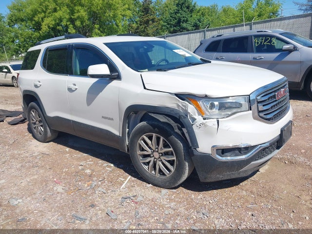 Salvage GMC Acadia Image
