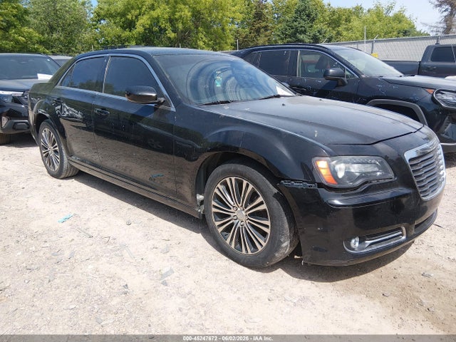 Salvage Chrysler 300 Image