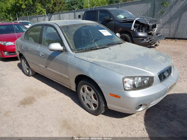 Salvage Hyundai ELANTRA Image