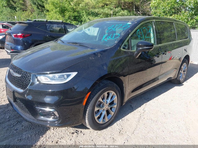 Chrysler Pacifica Touring L Awd