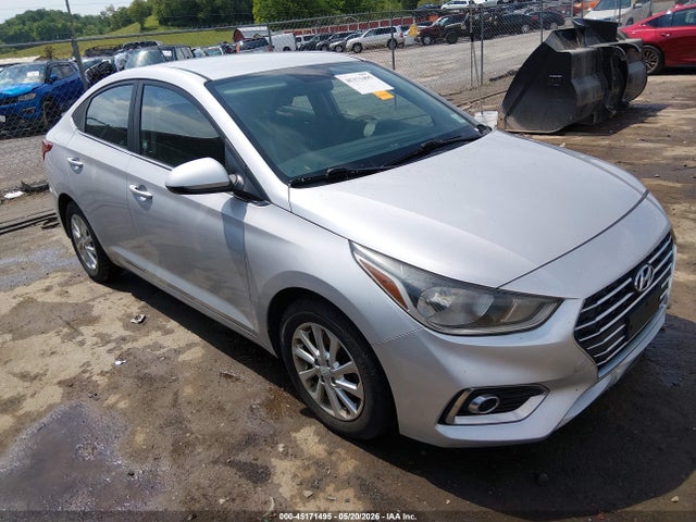 Salvage Hyundai ACCENT Image