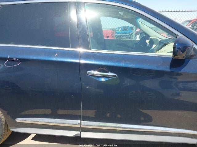 INFINITI Qx