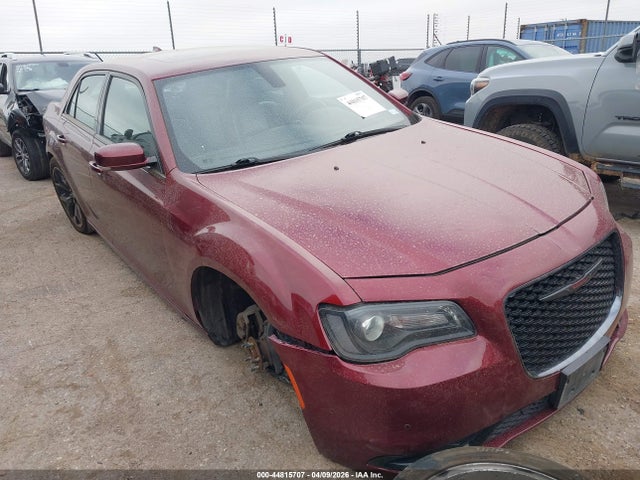 Salvage Chrysler 300 Image
