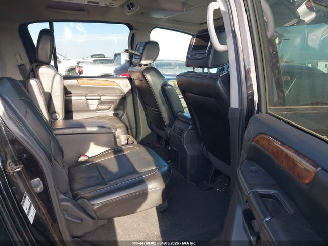 Nissan Armada Platinum