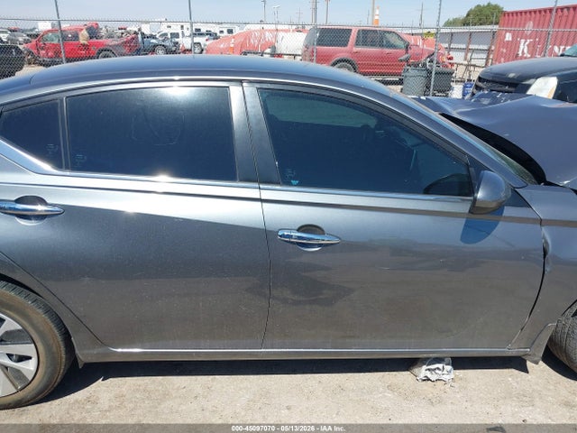 Nissan Altima S Fwd