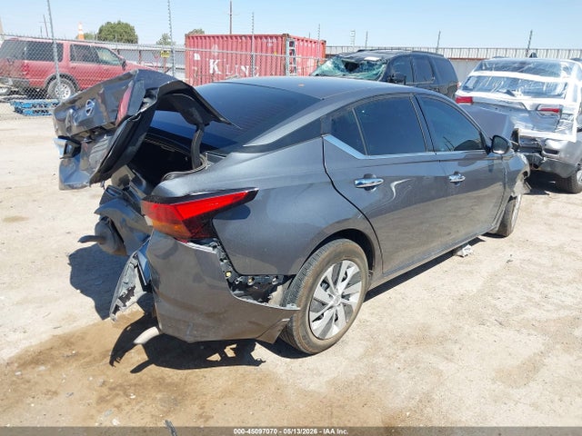 Nissan Altima S Fwd