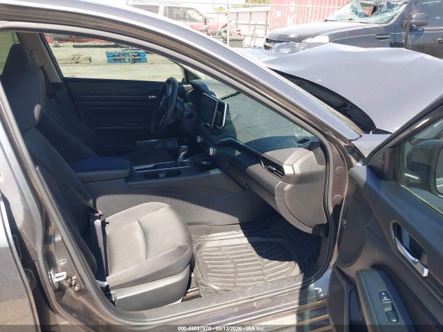 Nissan Altima S Fwd
