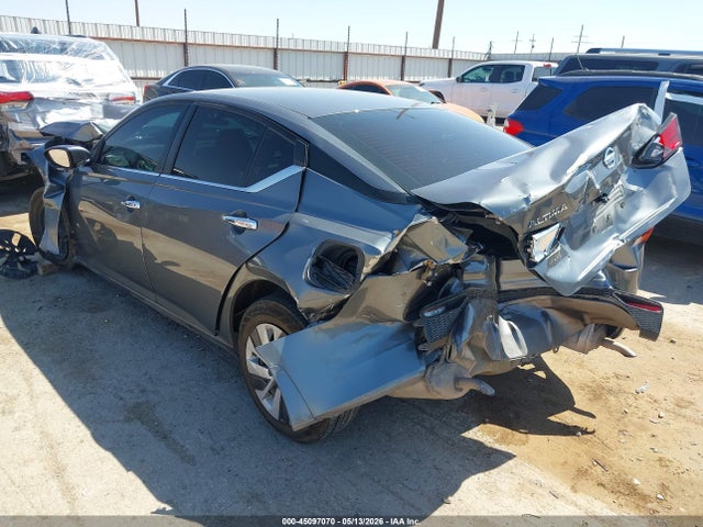 Nissan Altima S Fwd