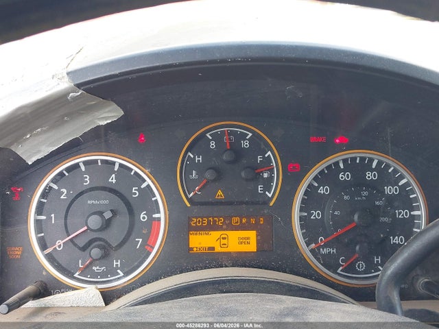 Nissan Titan Se