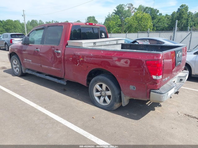 Nissan Titan Se