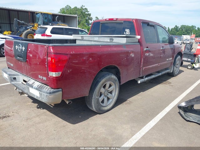 Nissan Titan Se