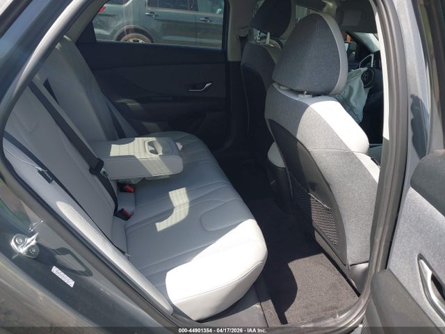 Hyundai ELANTRA Limited