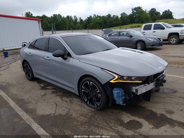 Salvage Kia K5 Image