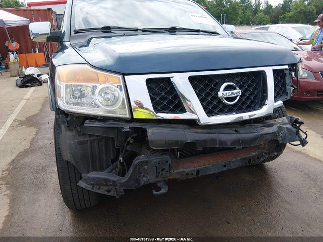 Nissan Armada Platinum