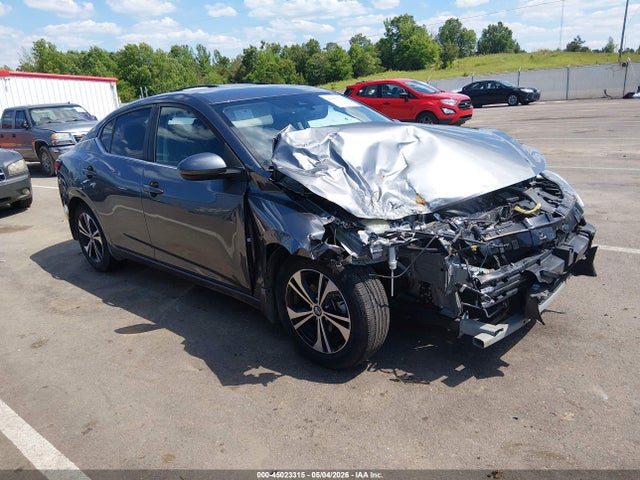 Salvage Nissan Sentra Image