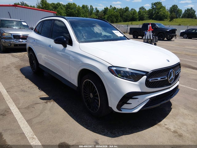 Salvage Mercedes-Benz GLC Image