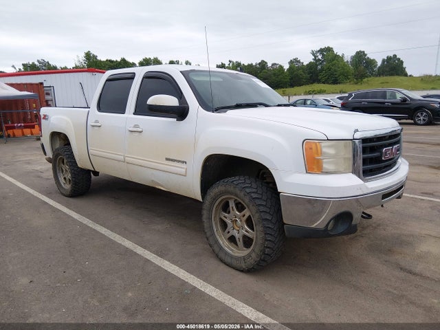 Salvage GMC Sierra 1500 Image