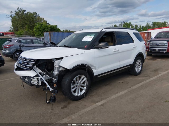 Ford Explorer Xlt