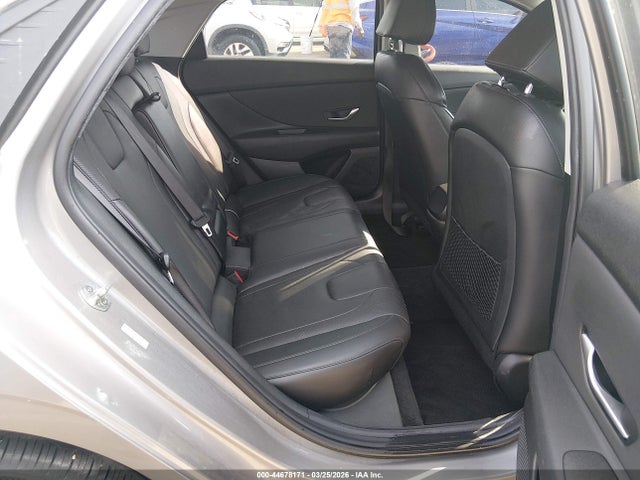 Hyundai ELANTRA Limited