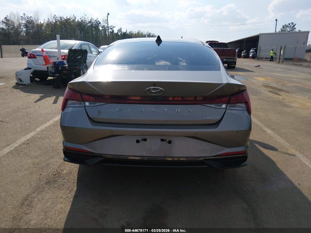 Hyundai ELANTRA Limited