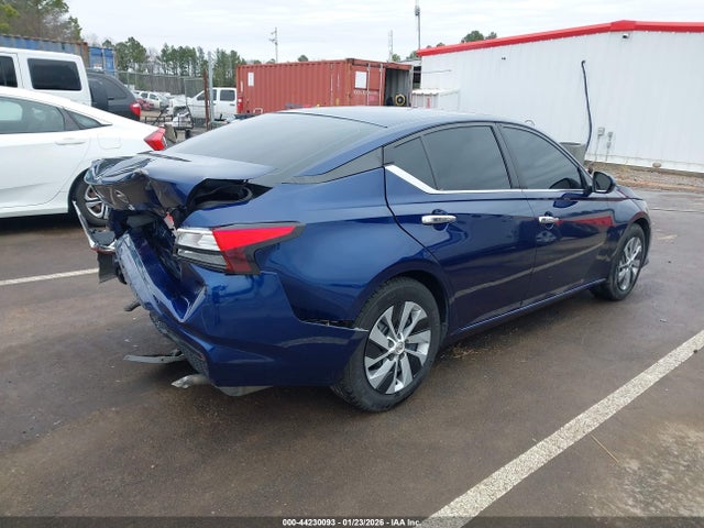 Nissan Altima S Fwd