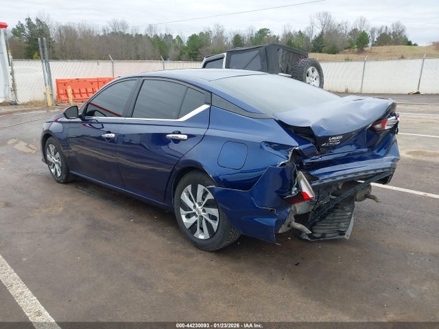 Nissan Altima S Fwd