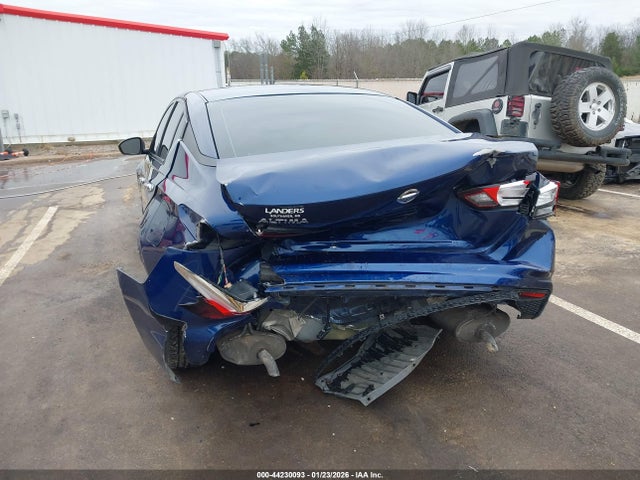 Nissan Altima S Fwd
