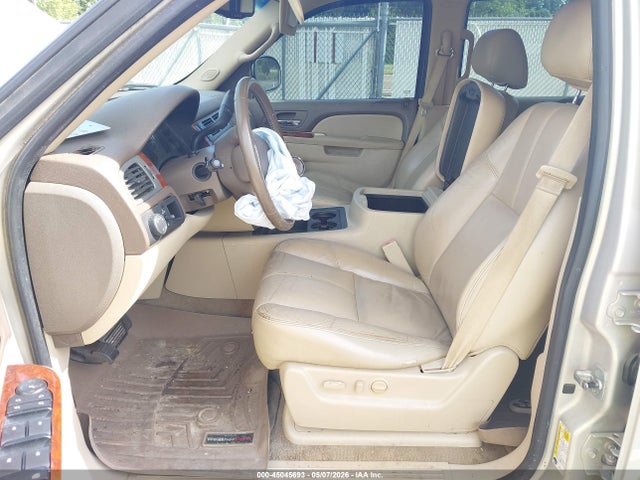Chevrolet Suburban 1500 Lt1