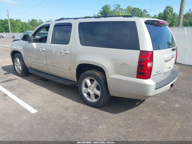 Chevrolet Suburban 1500 Lt1