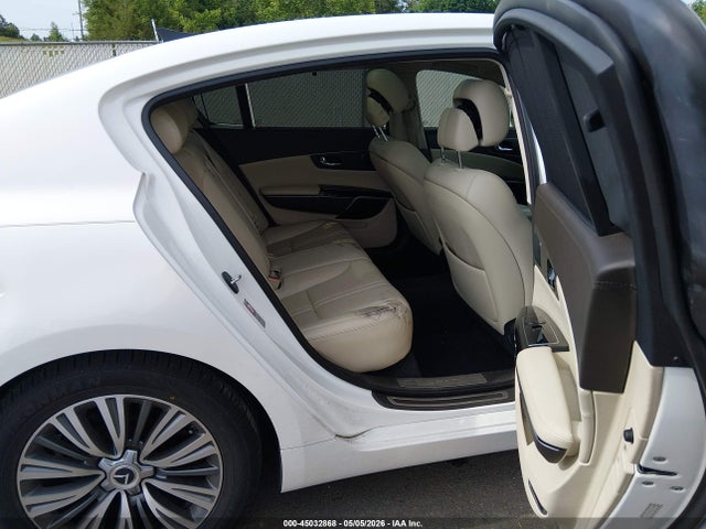 Kia K900 Luxury 3.8l