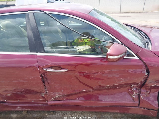 Hyundai Genesis 3.8