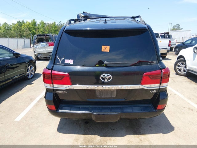 Toyota Land Cruiser V8