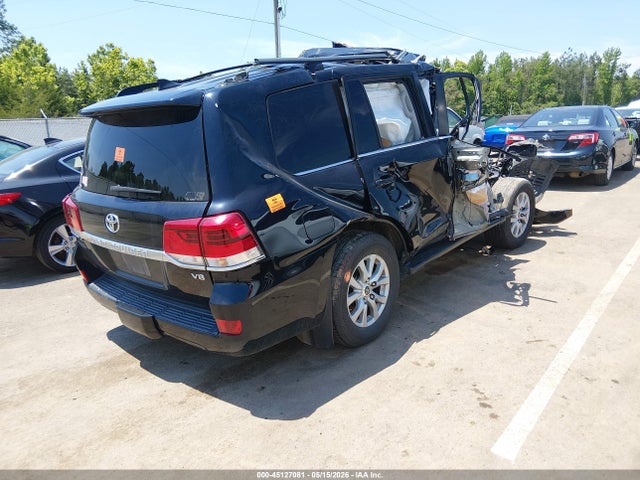 Toyota Land Cruiser V8
