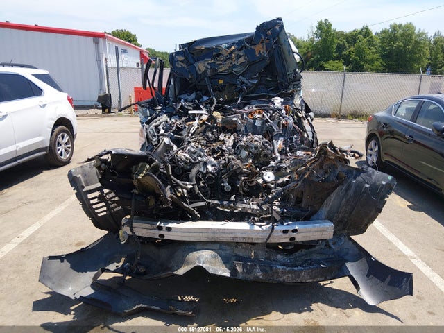 Toyota Land Cruiser V8