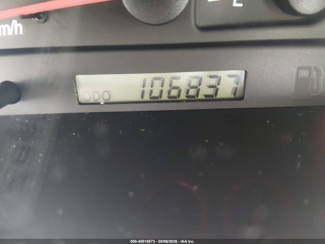 Toyota Camry Le V6