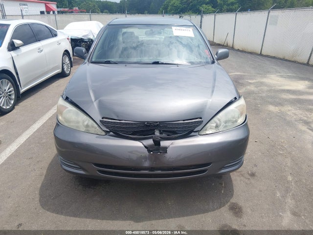 Toyota Camry Le V6