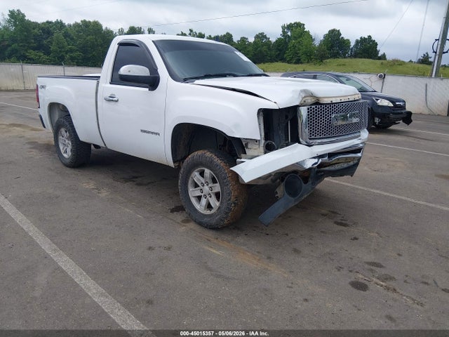 Salvage GMC Sierra 1500 Image