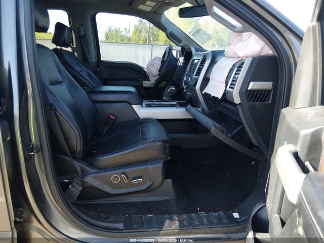 Ford F-150 Lariat