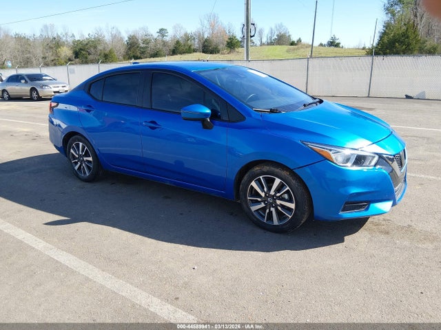 Salvage Nissan Versa Image