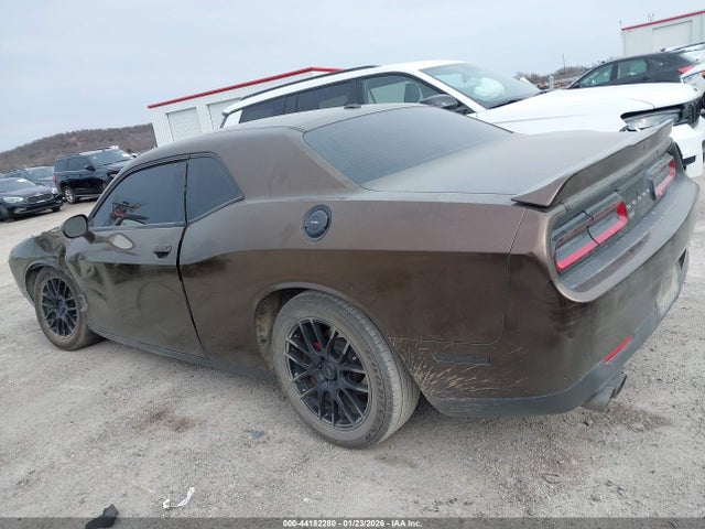 Dodge Challenger Sxt